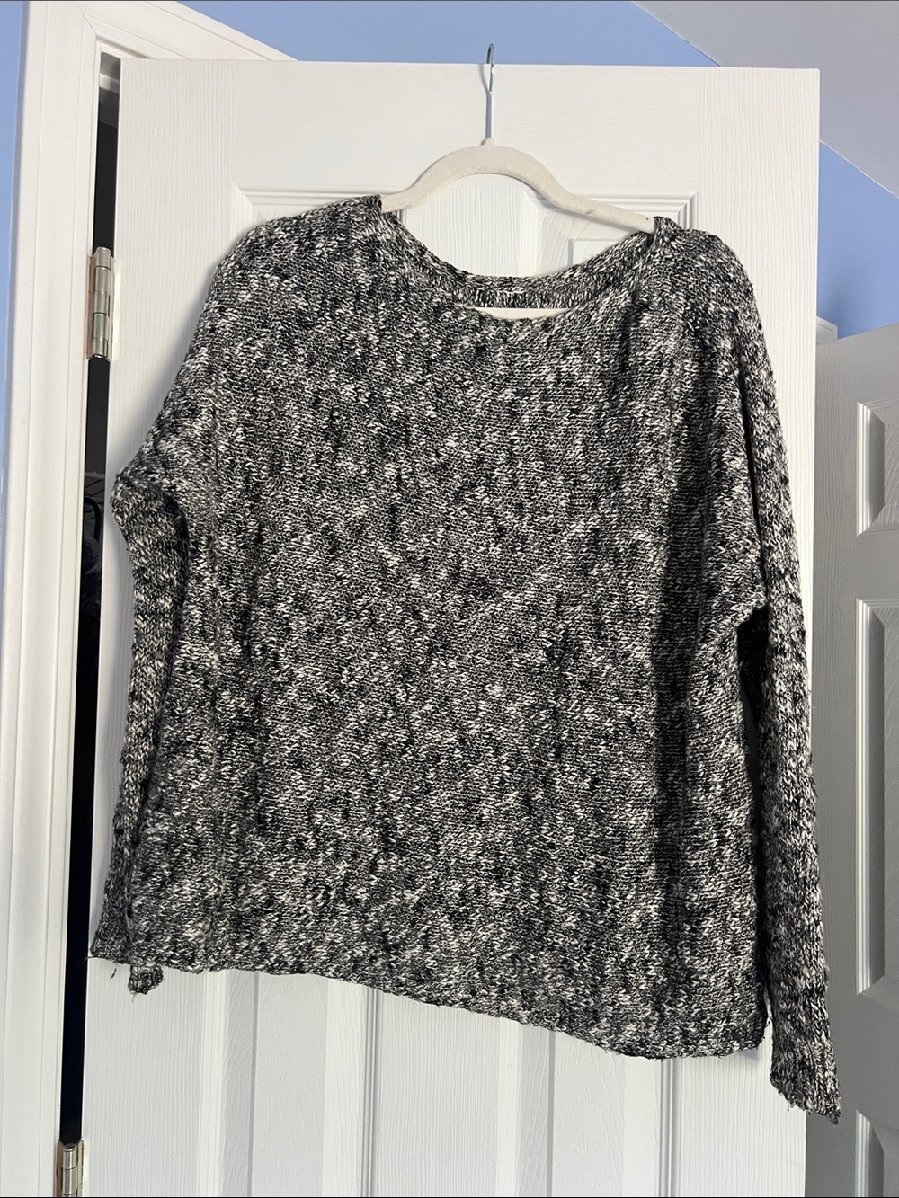 Vince Cozy Women's Marled Crewneck Sweater - Black & White